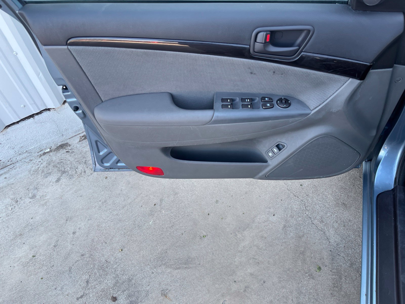 Used 2010 Hyundai Sonata GLS FWD image 11