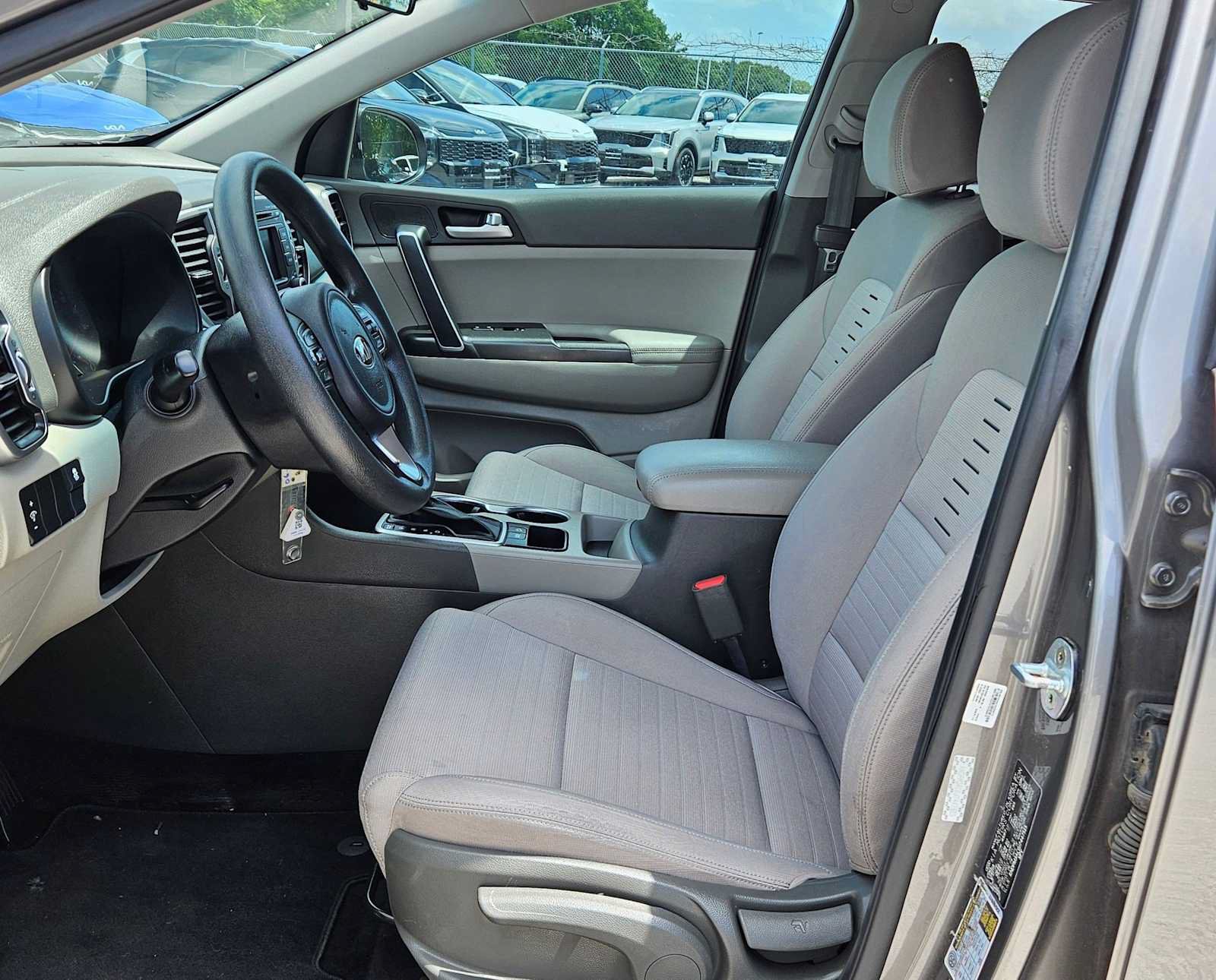 Used 2018 Kia Sportage LX FWD image 12