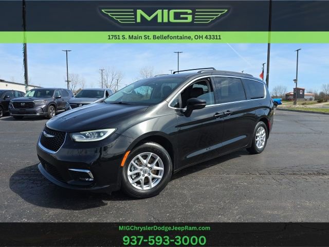 Used 2022 Chrysler Pacifica Touring-L