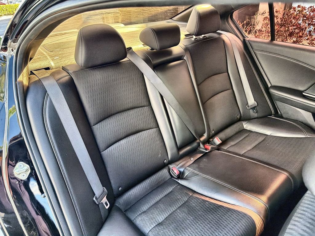 Used 2017 Honda Accord Sport image 26