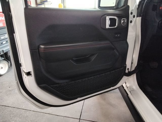 Used 2024 Jeep Wrangler Unlimited Rubicon w/ Convenience Group AWD/4WD image 30