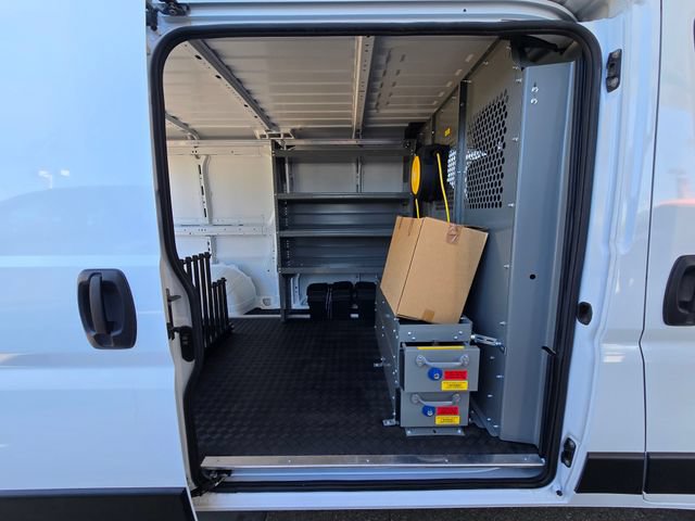 Used 2025 RAM ProMaster 2500 FWD image 21