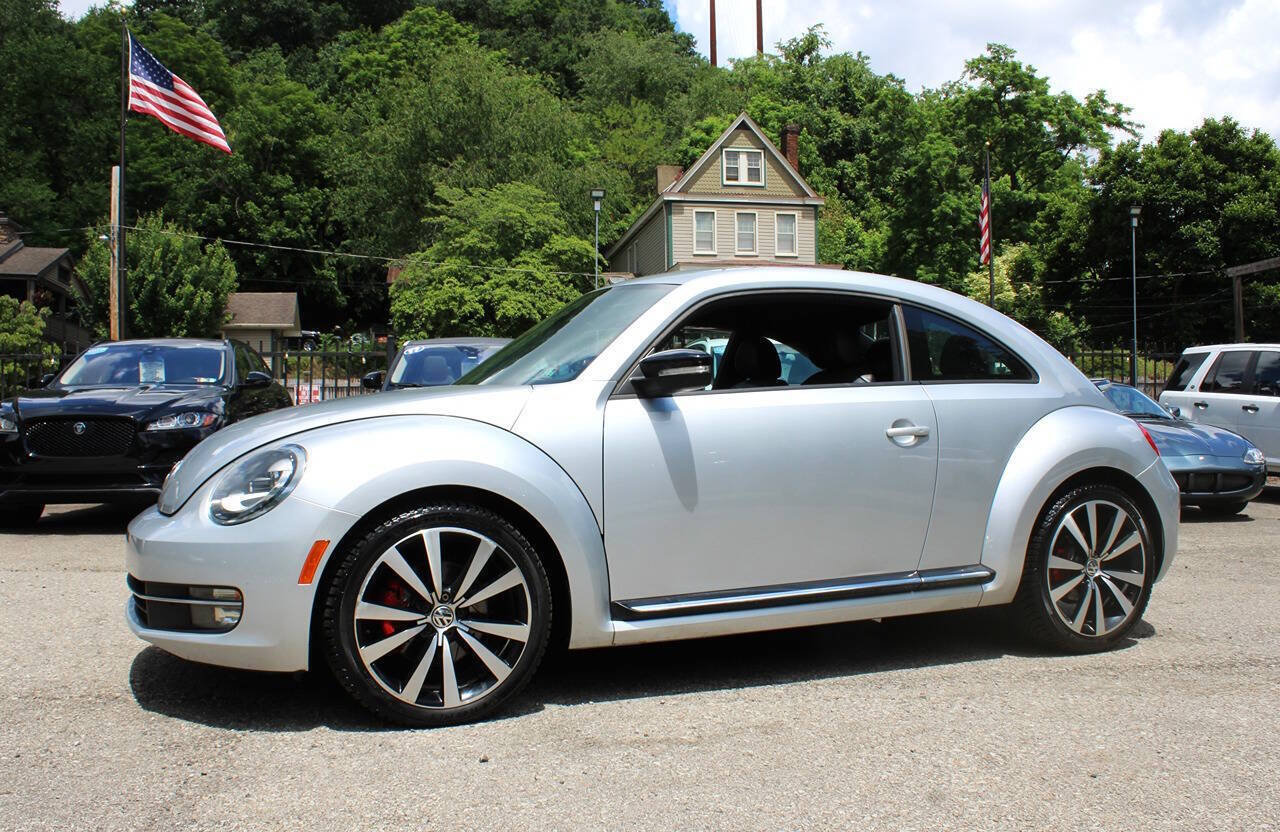 Used 2012 Volkswagen Beetle 2.0T FWD image 4