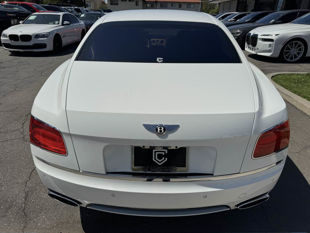 Used 2016 Bentley Flying Spur W12 image 5