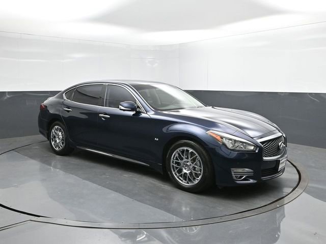 Used 2017 INFINITI Q70 L 3.7 image 26