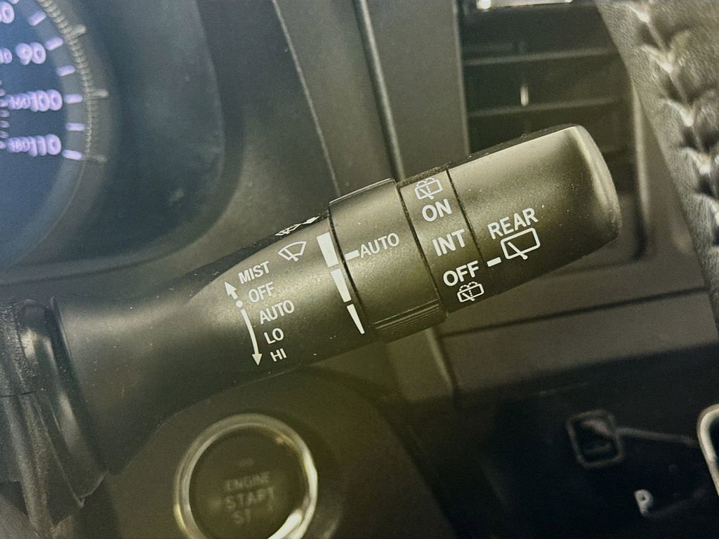 Used 2018 Toyota Sienna Limited Premium w/ Carpet Mat Package image 13