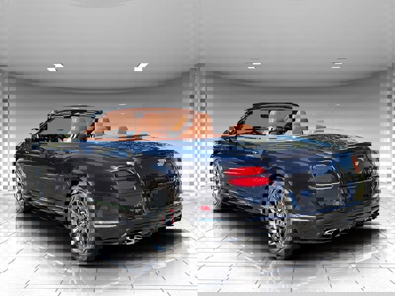 Used 2015 Bentley Continental GT V8 S image 3