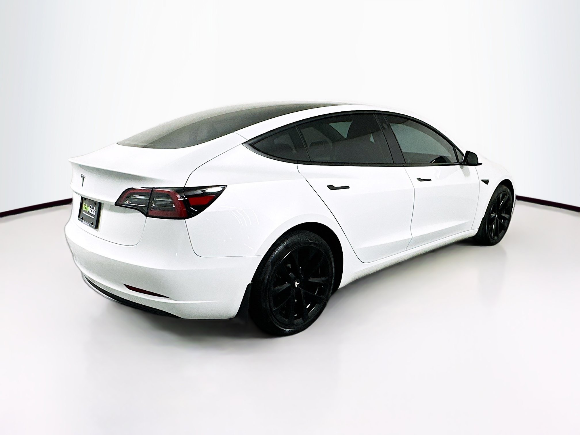 Used 2023 Tesla Model 3 Standard Range RWD image 9