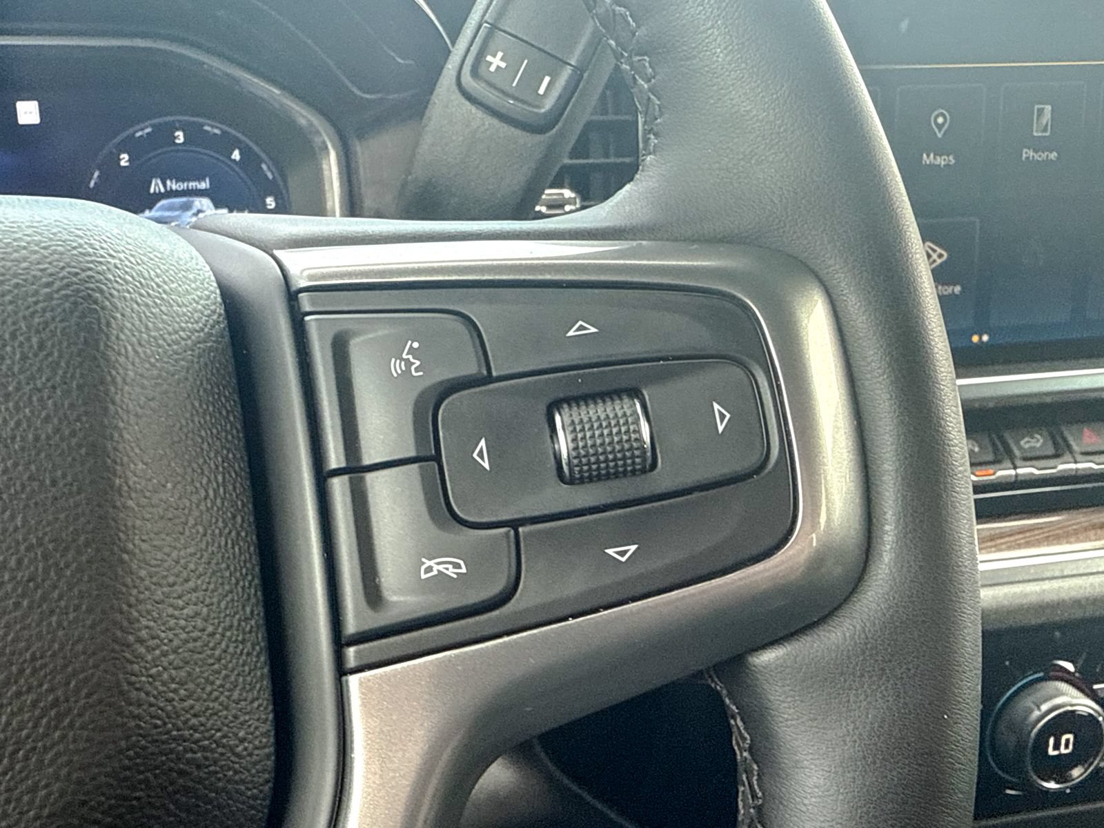 Certified 2023 Chevrolet Silverado 1500 LT AWD/4WD image 40