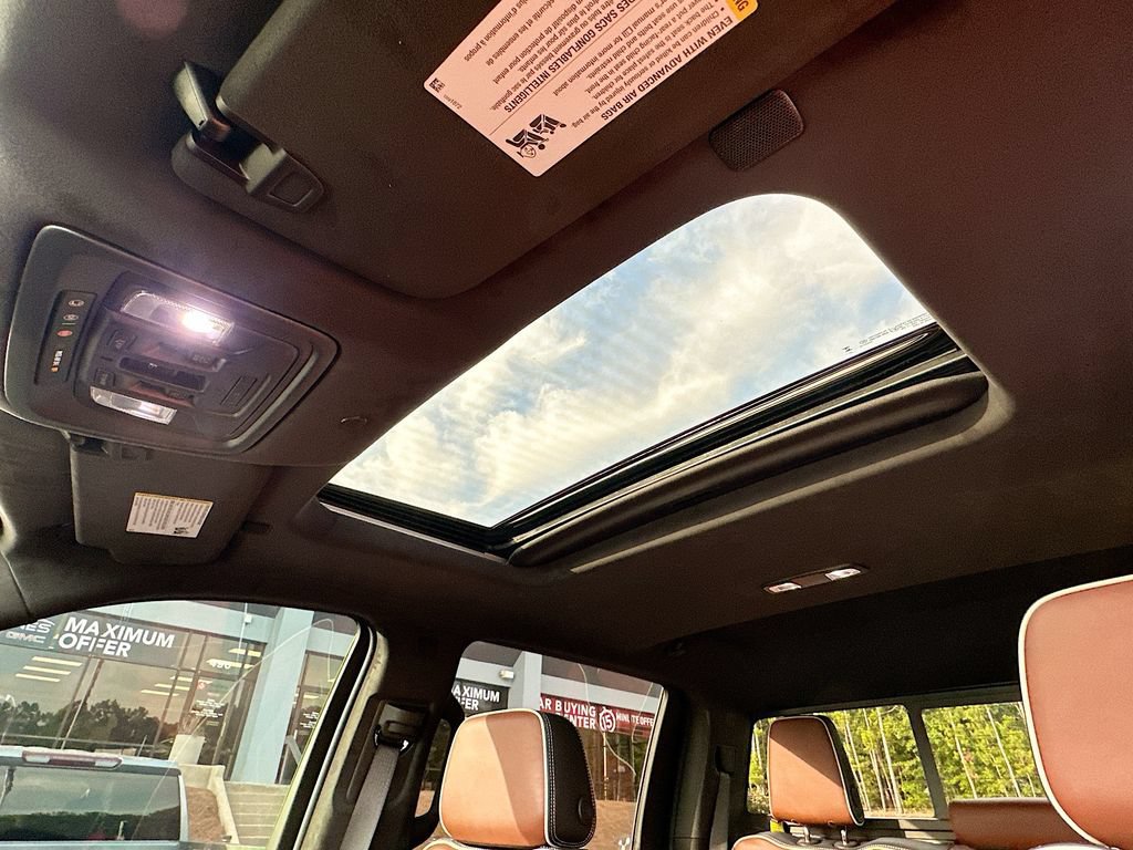 New 2026 GMC Sierra 3500 Denali Ultimate AWD/4WD image 11