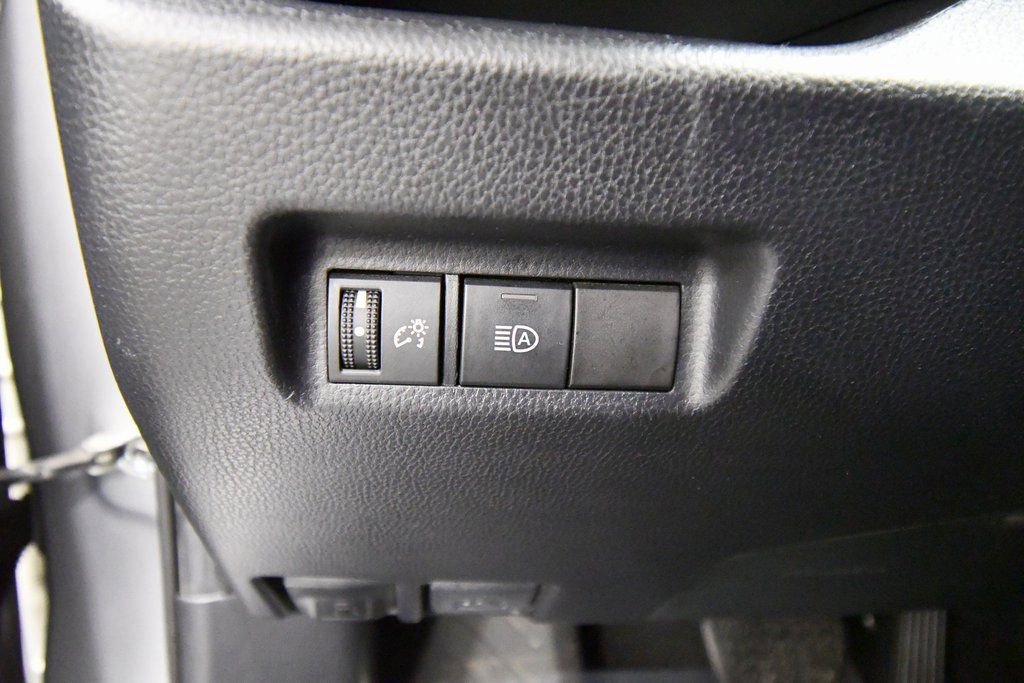 Used 2019 Toyota RAV4 XLE image 20