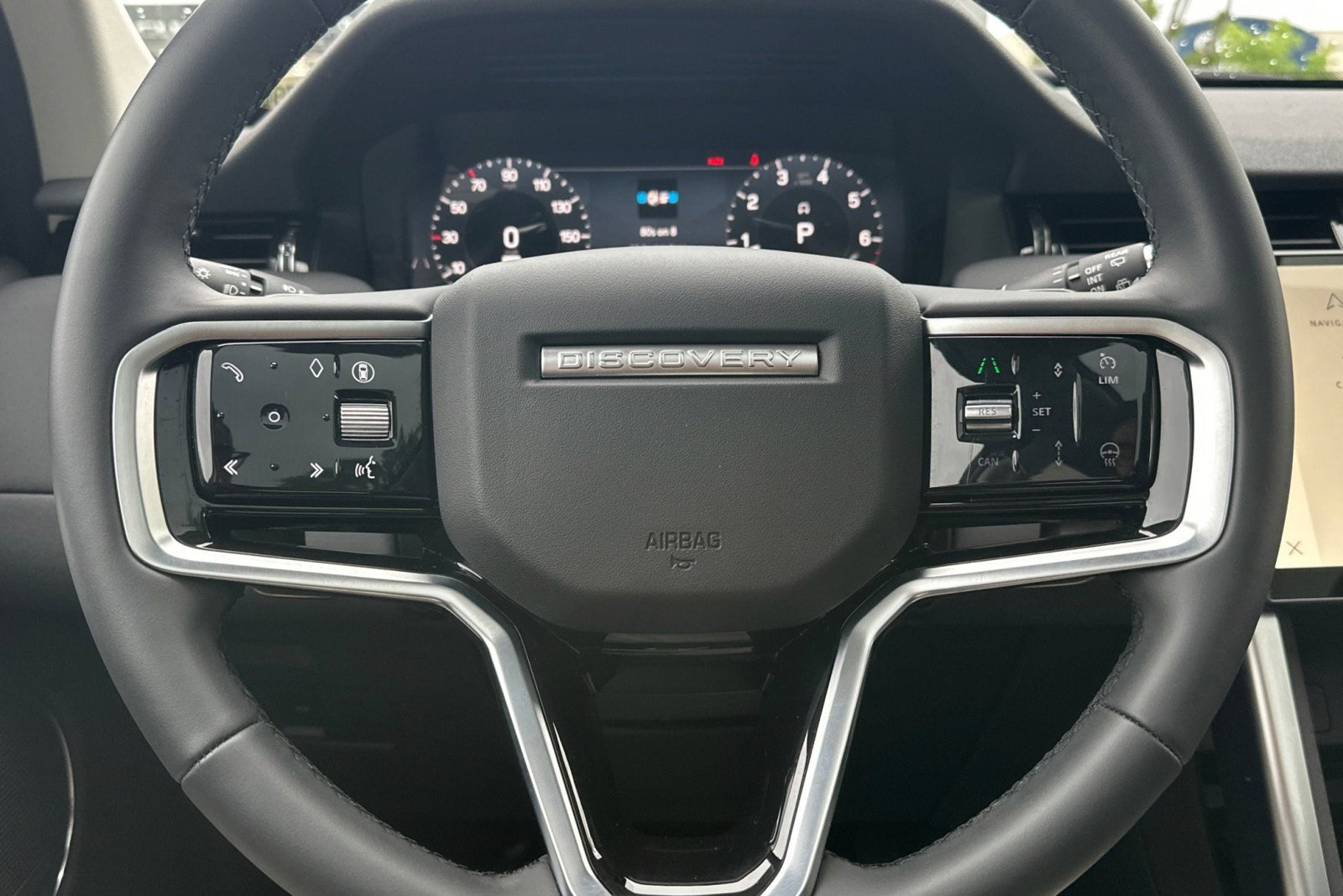 Certified 2025 Land Rover Discovery Sport S image 18