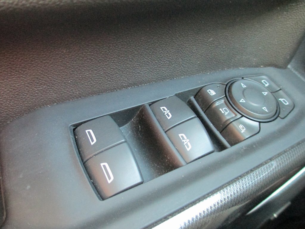 Used 2022 GMC Sierra 2500 AT4 w/ AT4 Preferred Package image 29