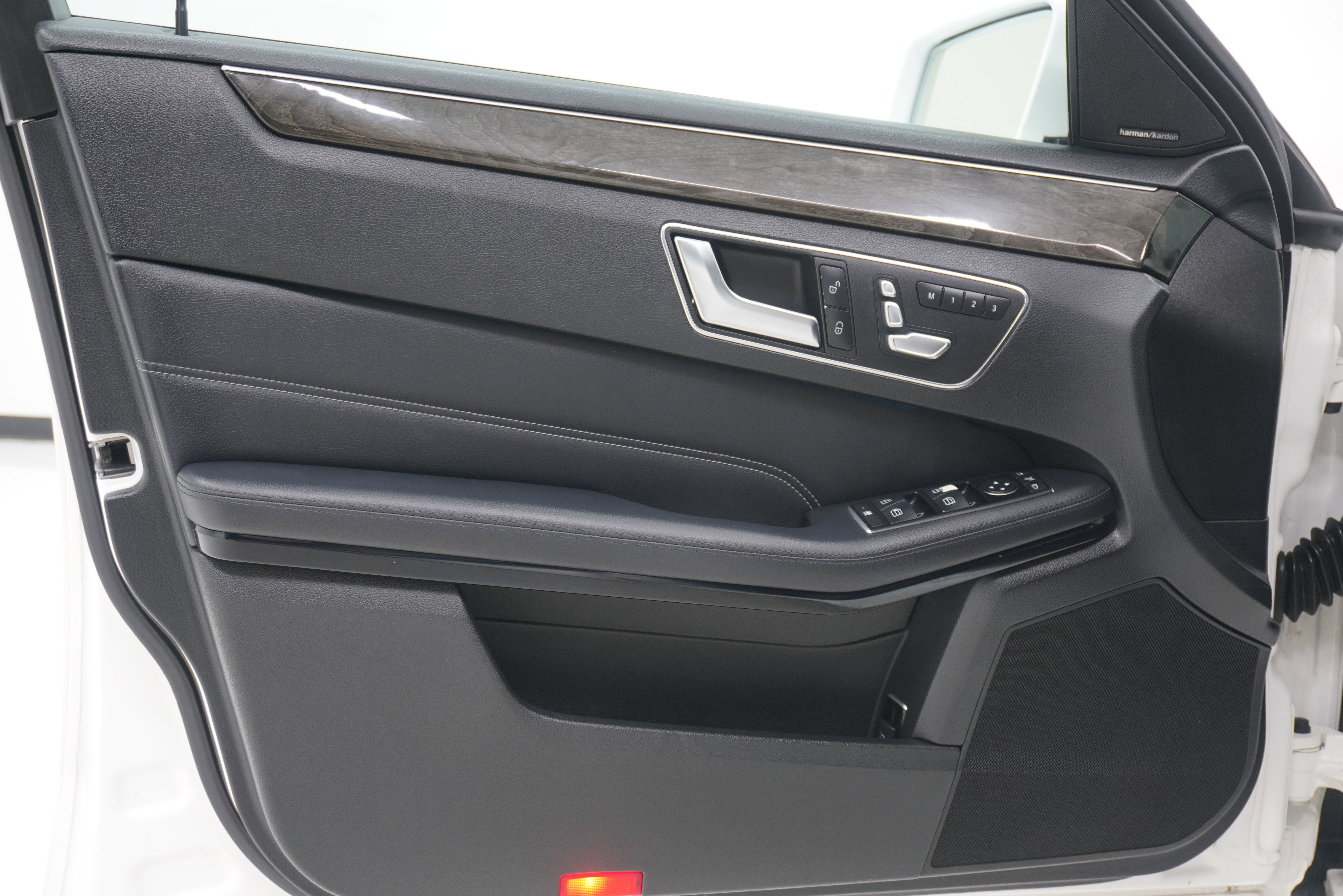 Used 2015 Mercedes-Benz E 350 Sedan image 13