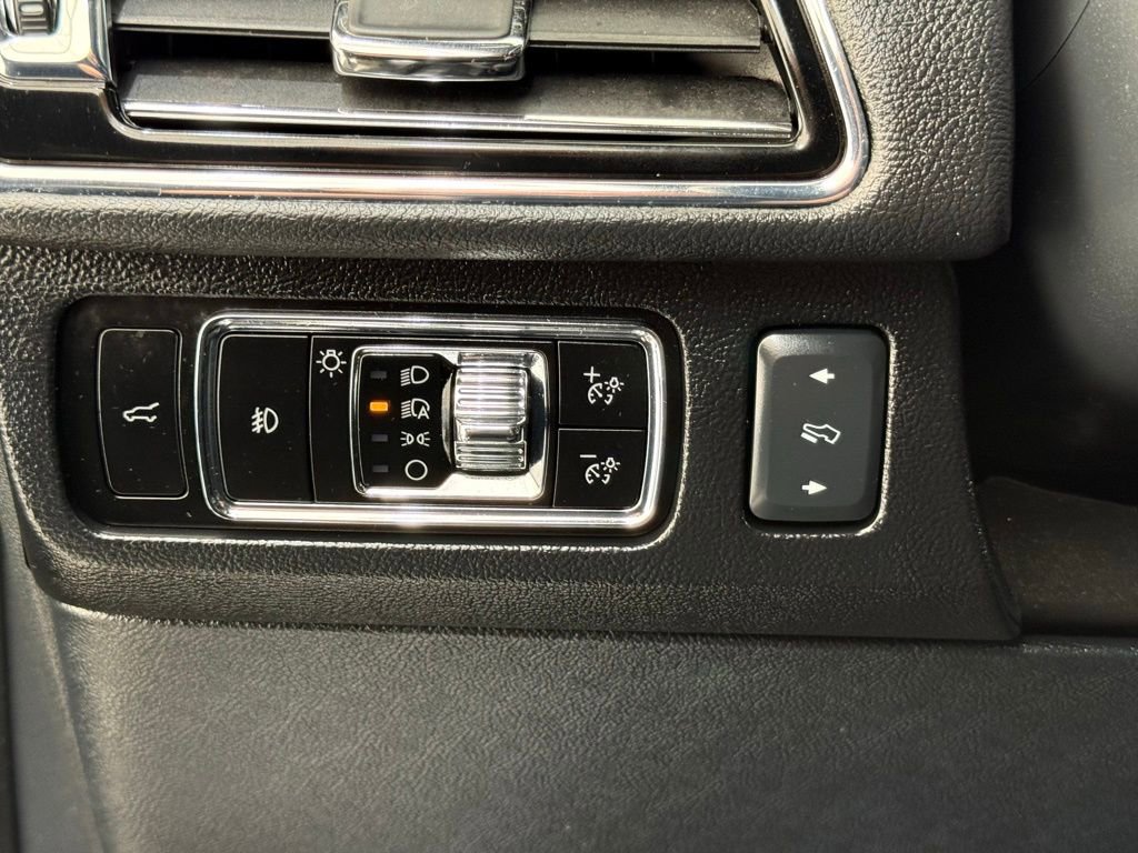 Used 2024 Lincoln Navigator Reserve image 33