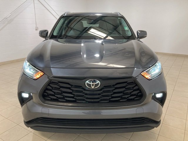 Used 2020 Toyota Highlander XLE image 8