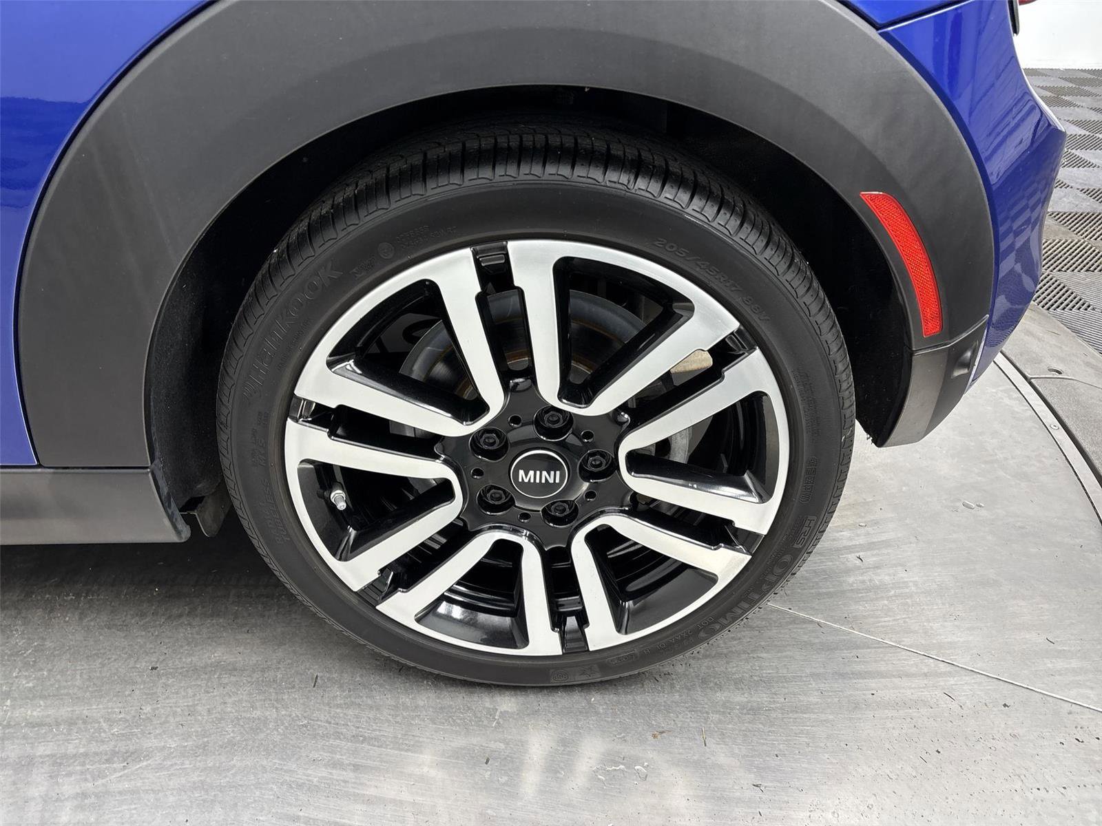 Used 2020 MINI Cooper S w/ Storage Package image 27