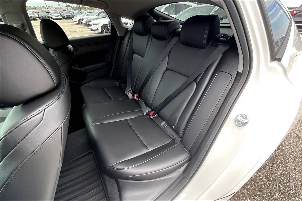 New 2025 Acura Integra FWD image 15
