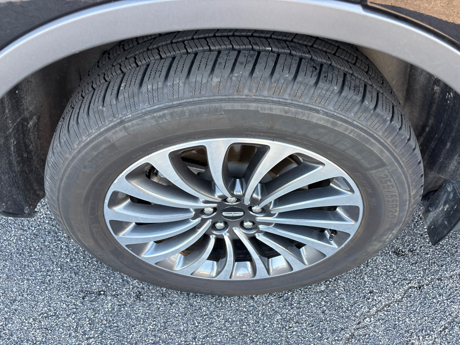 Used 2020 Lincoln Aviator Reserve w/ Elements Package Plus AWD/4WD image 10