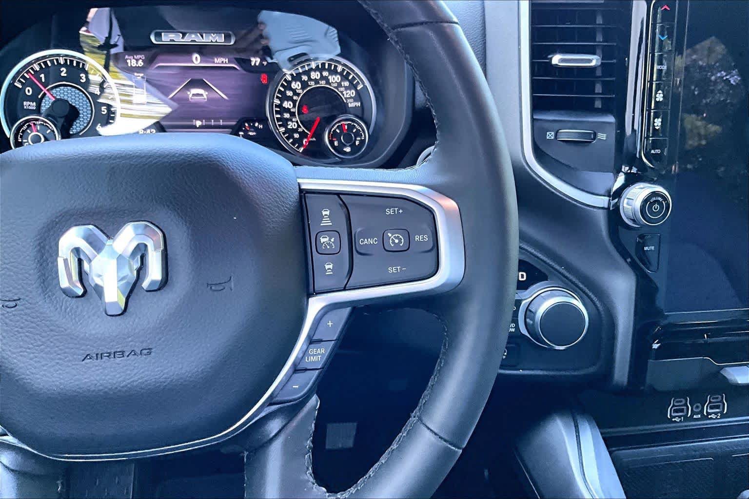 Used 2025 RAM 1500 Big Horn AWD/4WD image 25