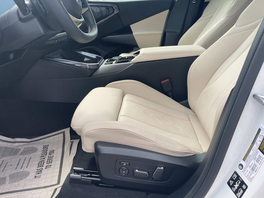 Used 2025 BMW X3 xDrive30i w/ Convenience Package image 19