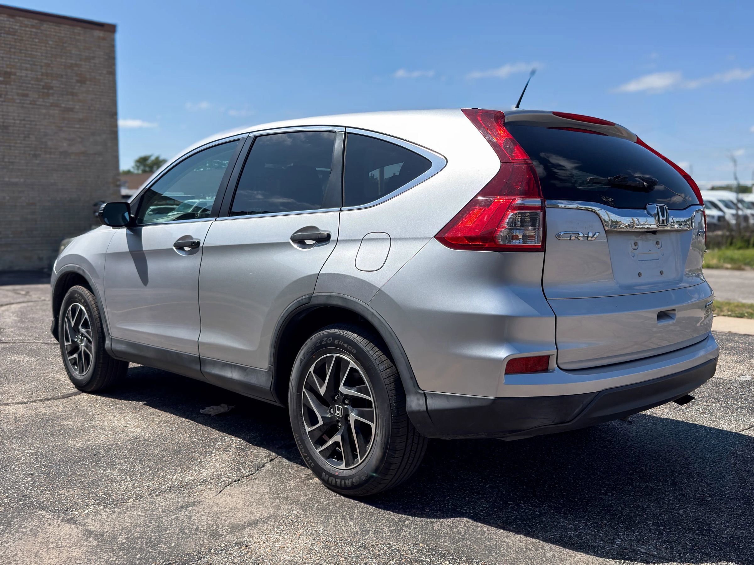 Used 2016 Honda CR-V SE image 5