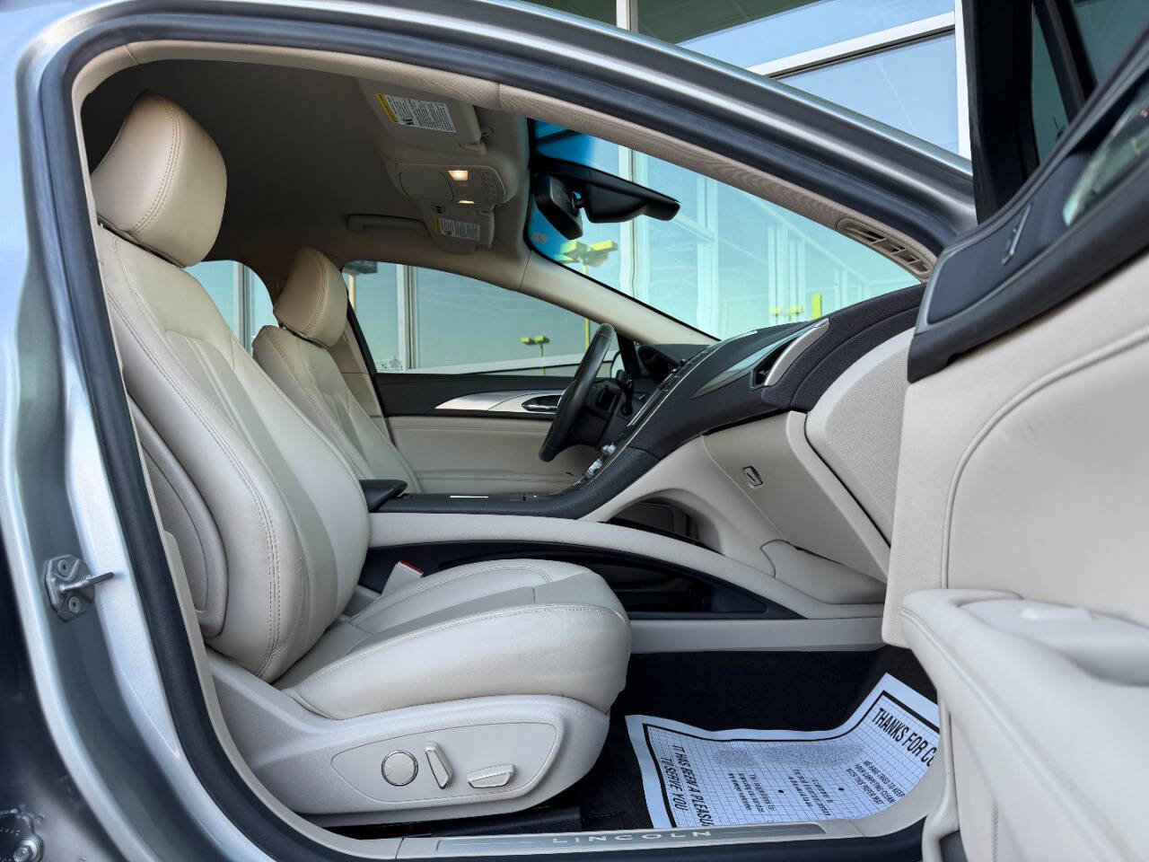 Used 2020 Lincoln MKZ AWD w/ Convenience Package image 19