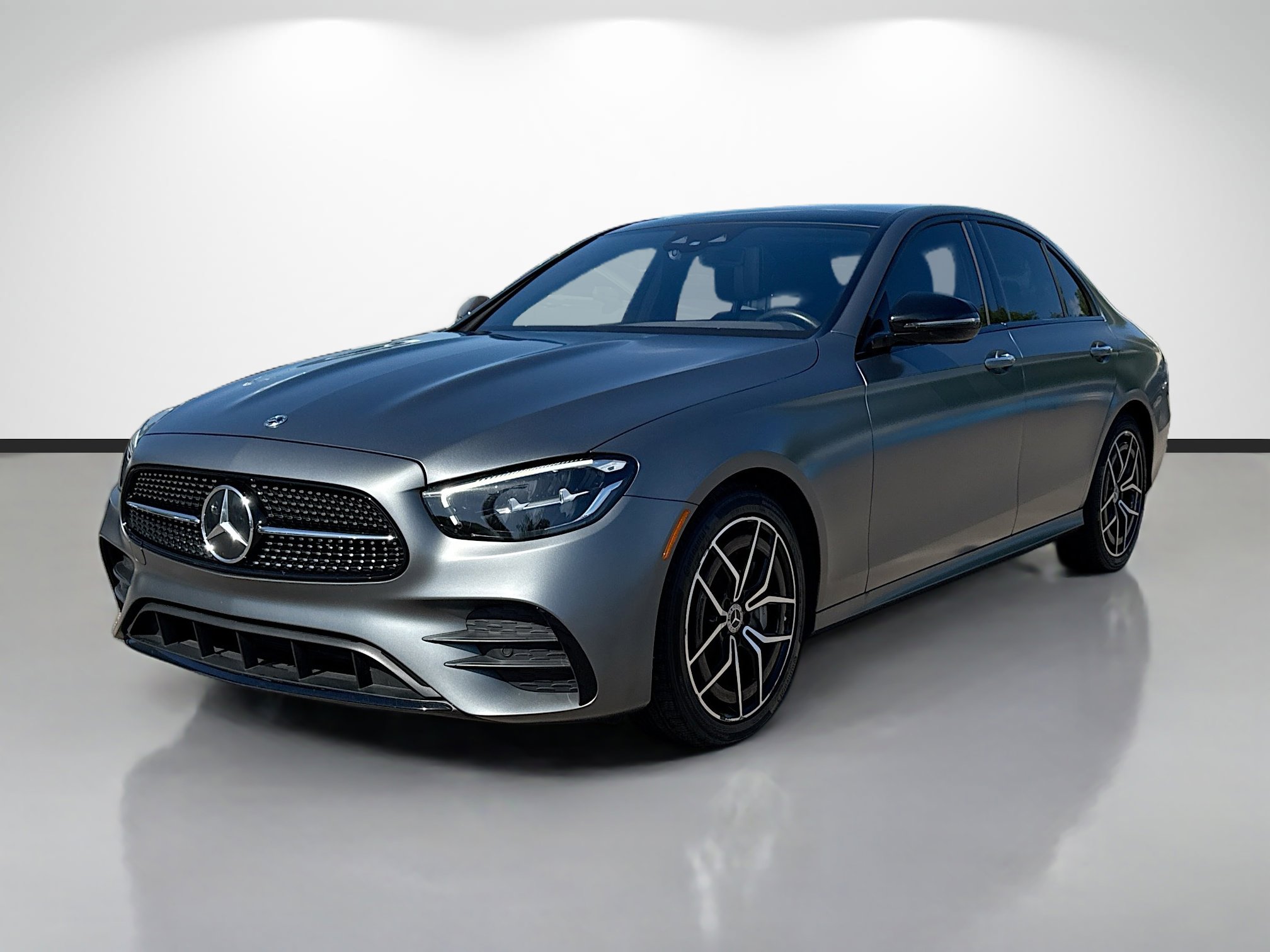 Used 2023 Mercedes-Benz E 450 4MATIC Sedan image 7