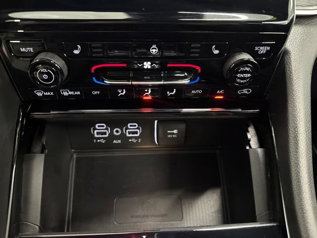 Used 2023 Jeep Grand Cherokee Altitude AWD/4WD image 43