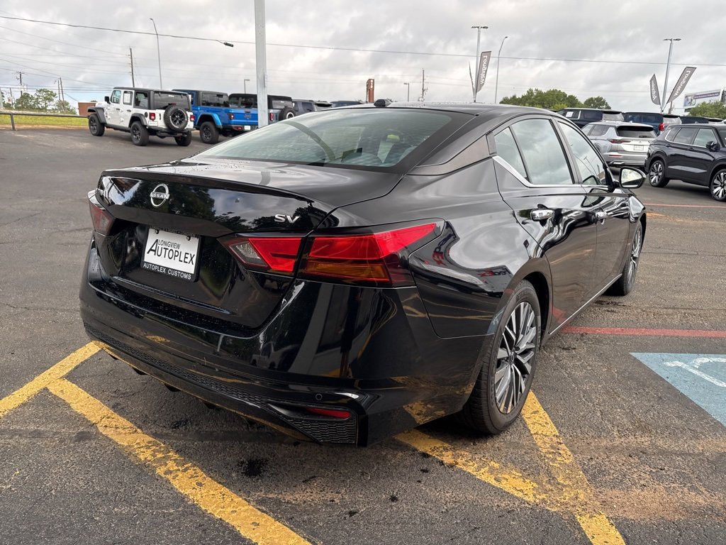 Used 2023 Nissan Altima 2.5 SV image 6