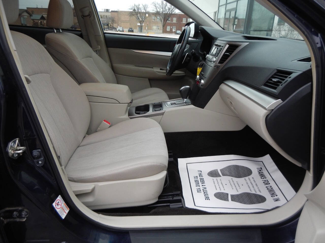 Used 2013 Subaru Outback 2.5i Premium AWD/4WD image 35