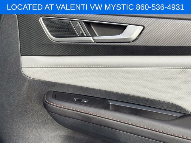 Certified 2025 Volkswagen Atlas Peak Edition SE AWD/4WD image 34