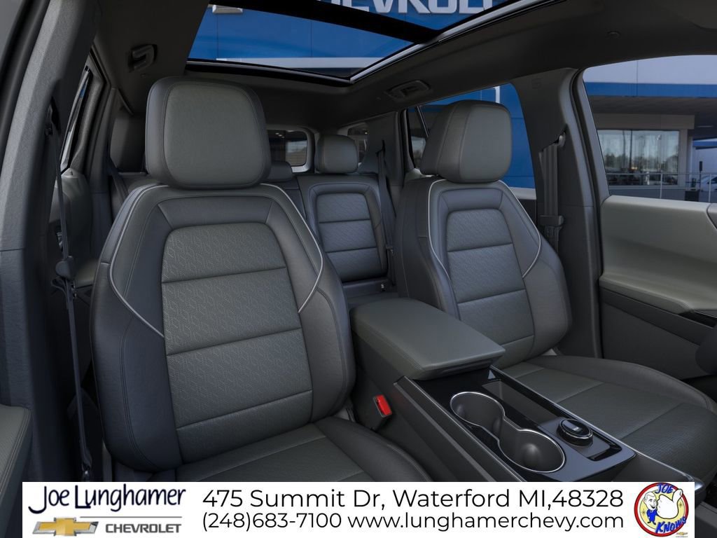 New 2026 Chevrolet Equinox LT w/ Convenience Package II AWD/4WD image 16