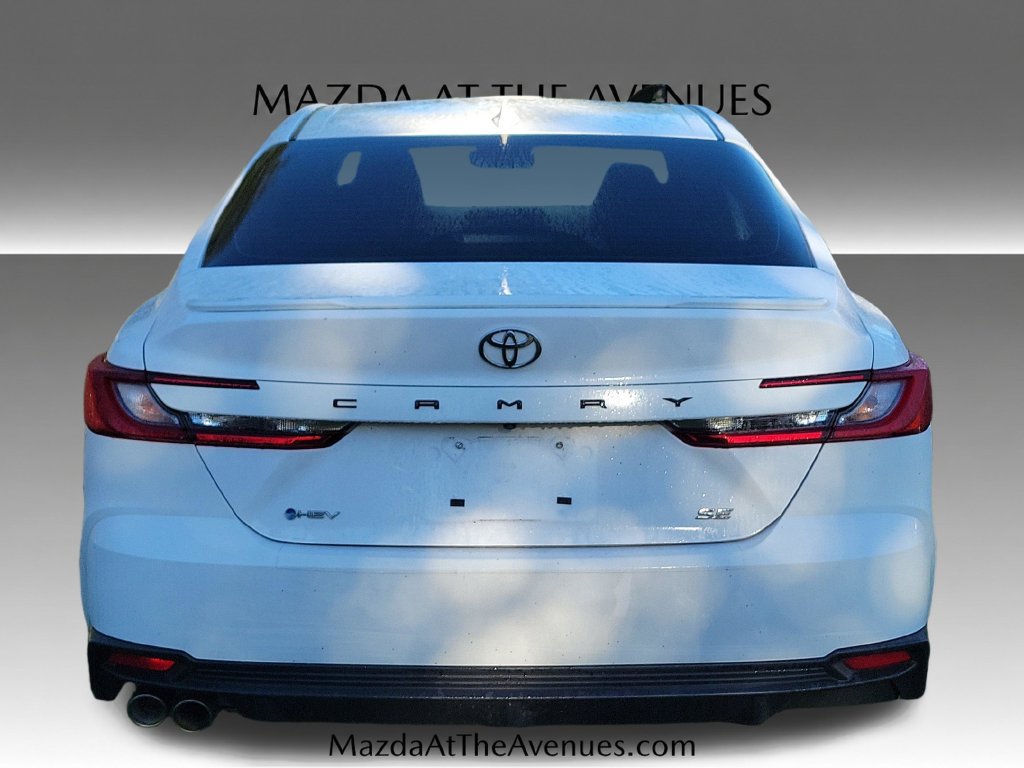 Used 2025 Toyota Camry SE w/ Convenience Package FWD image 21