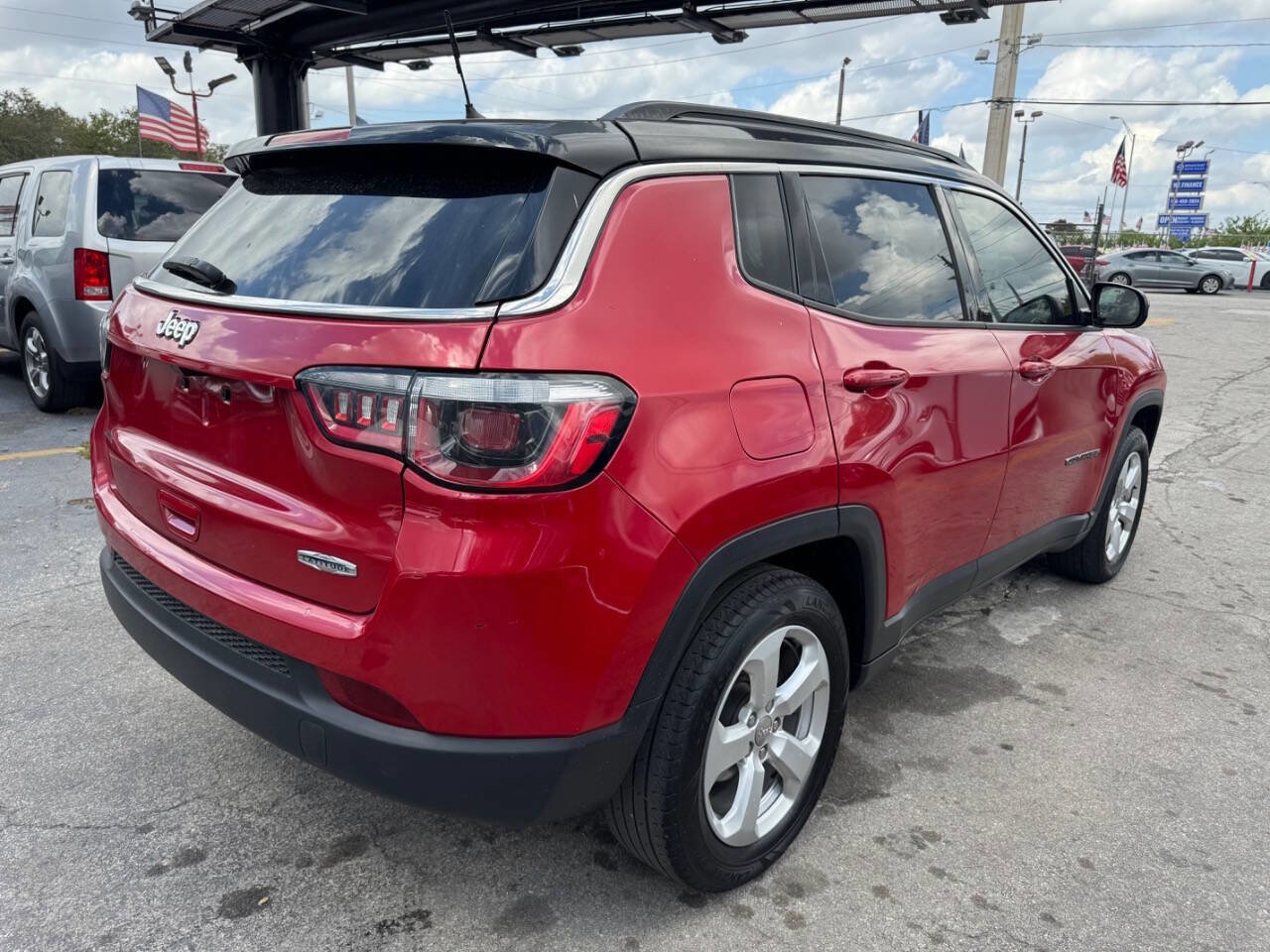 Used 2018 Jeep Compass Latitude image 5