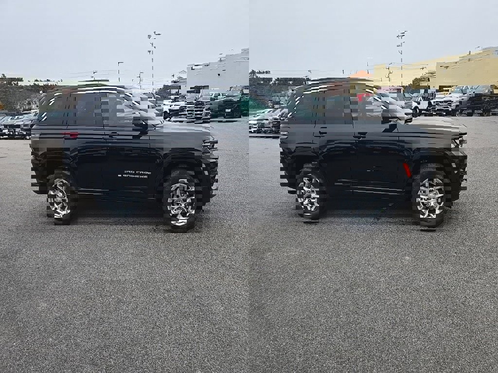 New 2025 Jeep Grand Cherokee Laredo X image 8