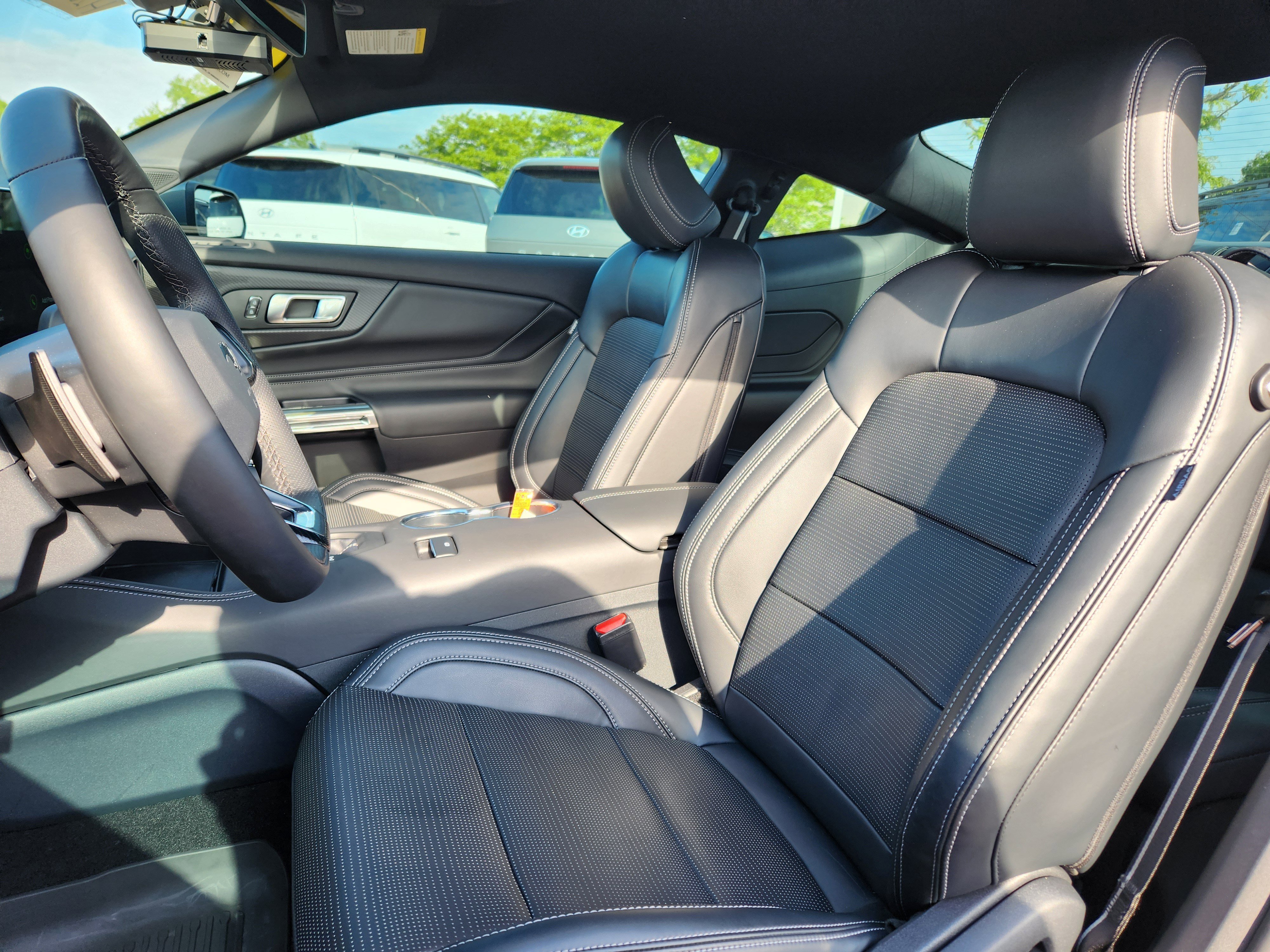 Used 2025 Ford Mustang GT Premium RWD image 10