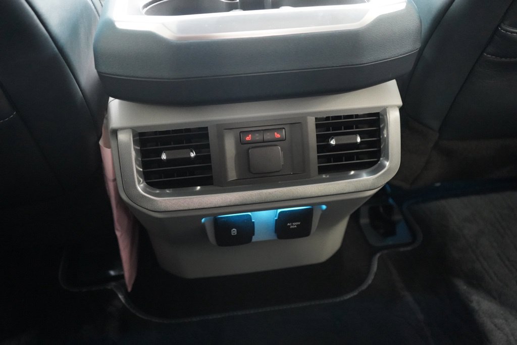Used 2022 Ford F150 Limited AWD/4WD image 37