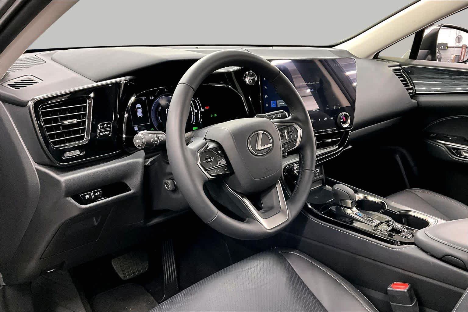 Used 2026 Lexus NX 450h+ AWD w/ Accessory Package (Z2) image 18