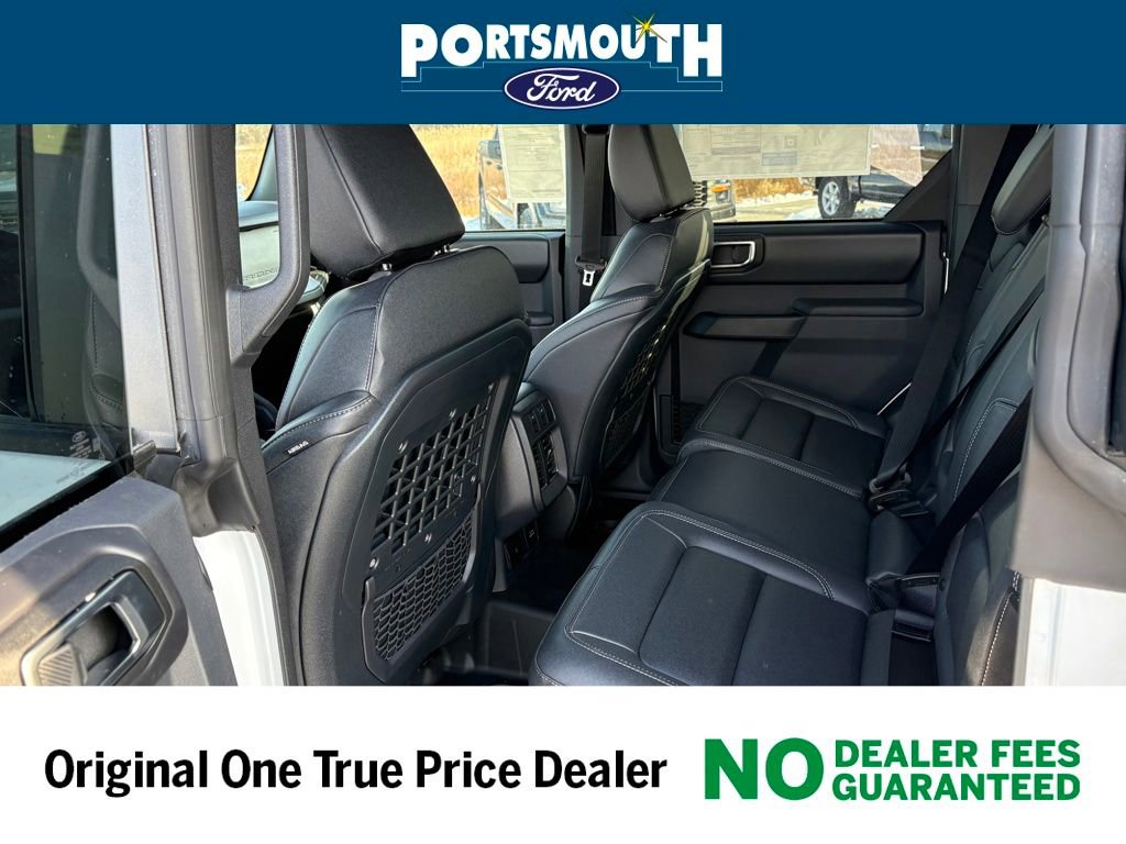 New 2025 Ford Bronco Badlands image 5