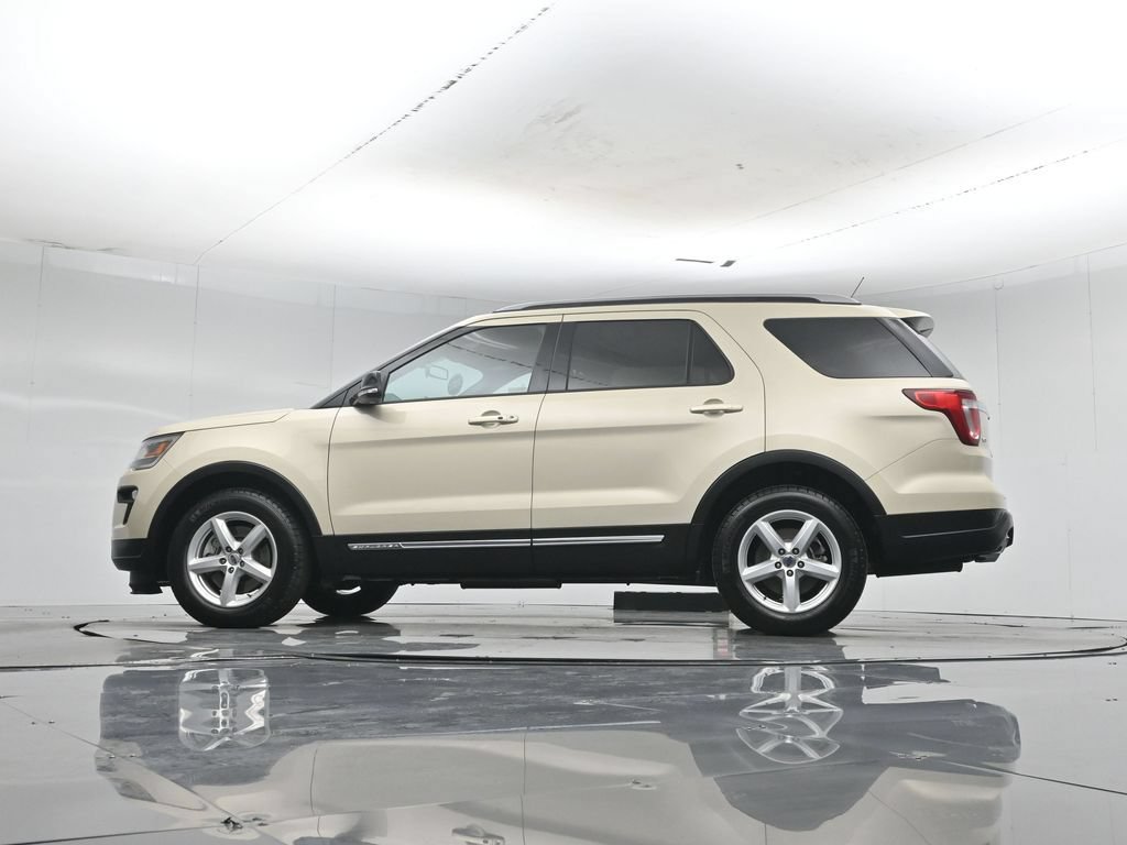 Certified 2018 Ford Explorer XLT w/ Equipment Group 201A FWD image 56