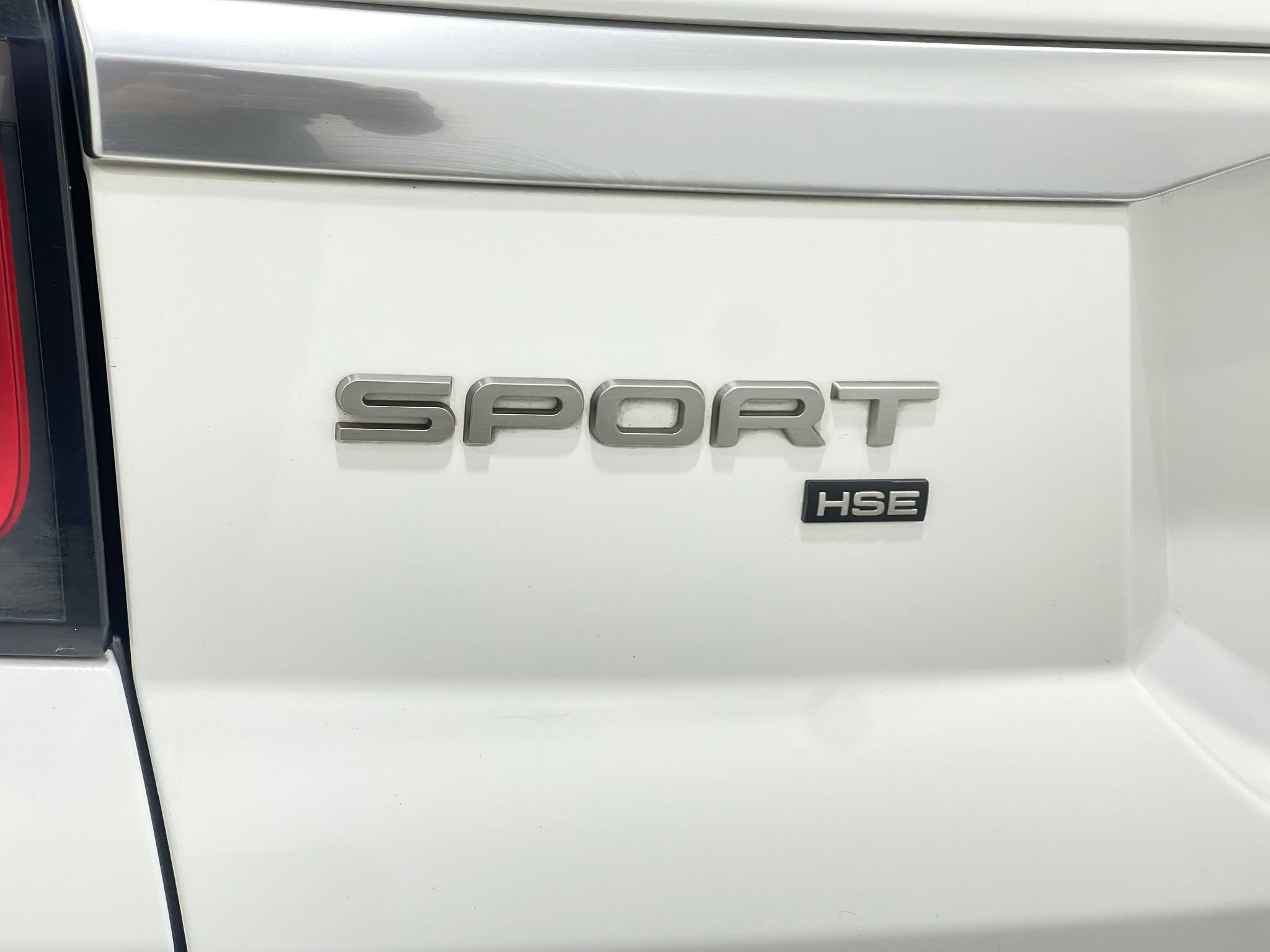 Used 2020 Land Rover Range Rover Sport HSE AWD/4WD image 39