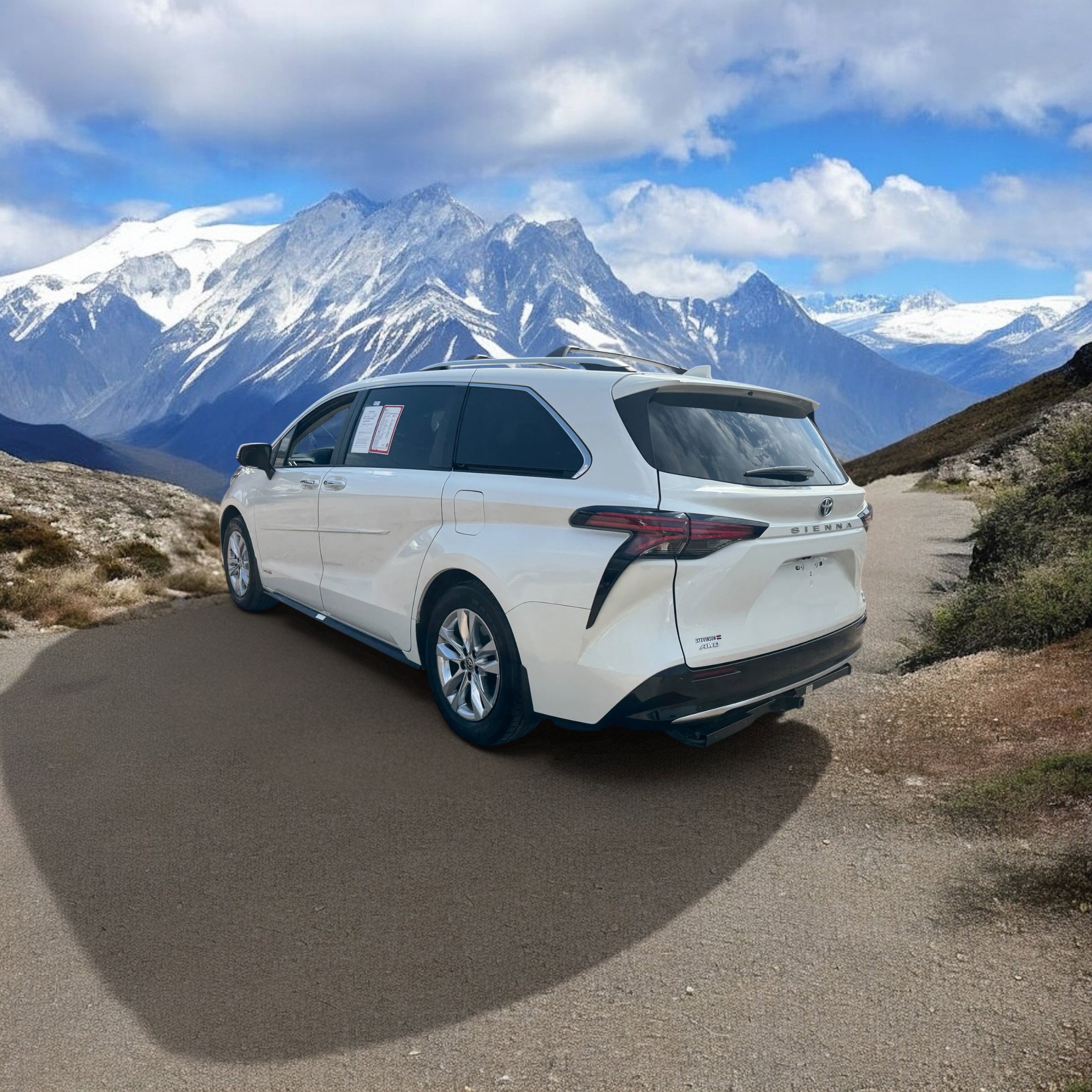 Certified 2021 Toyota Sienna Limited image 3