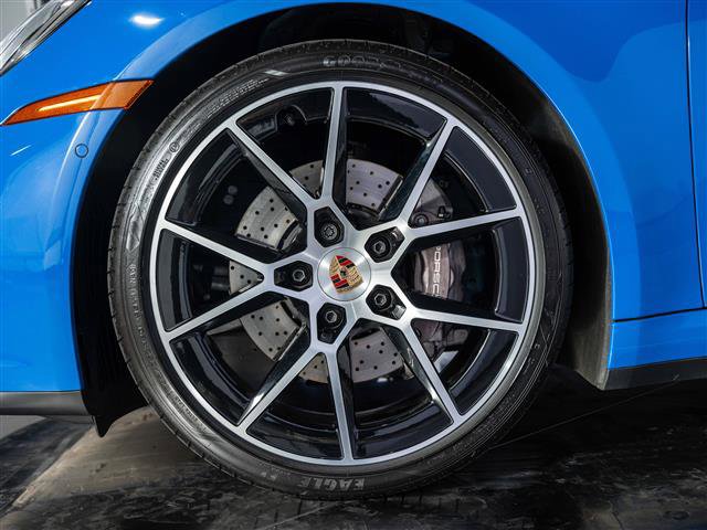 Used 2025 Porsche 911 Carrera image 14