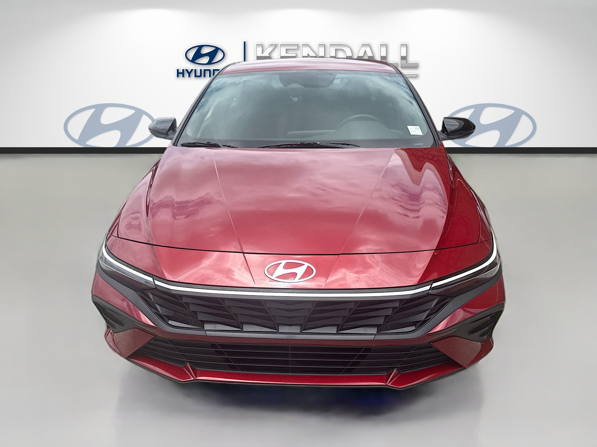 Used 2026 Hyundai Elantra Sport FWD image 2