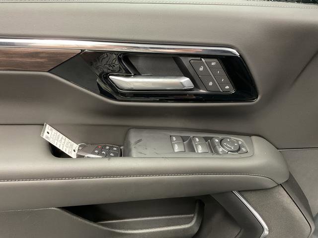 New 2026 Chevrolet Suburban Z71 w/ Comfort Package image 10