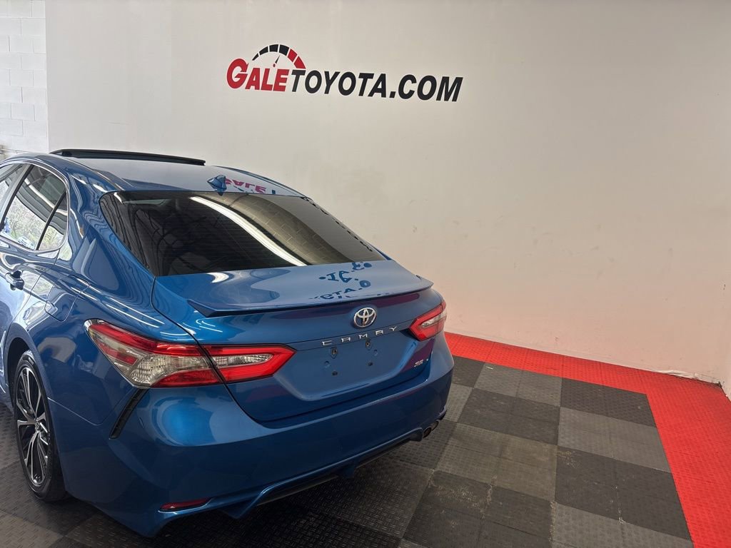 Used 2019 Toyota Camry SE FWD image 10