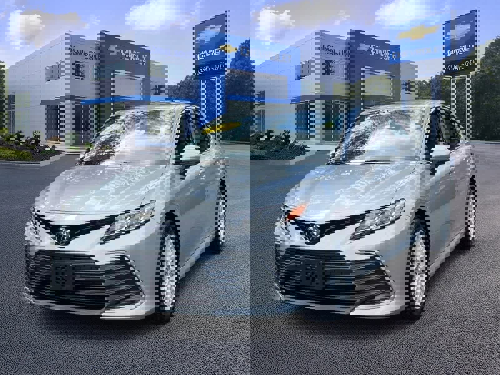 Used 2022 Toyota Camry LE