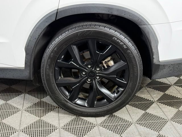 Used 2022 Hyundai Palisade SEL w/ Premium Package FWD image 11