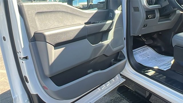 New 2026 Ford F350 XL w/ XL Chrome Package image 14